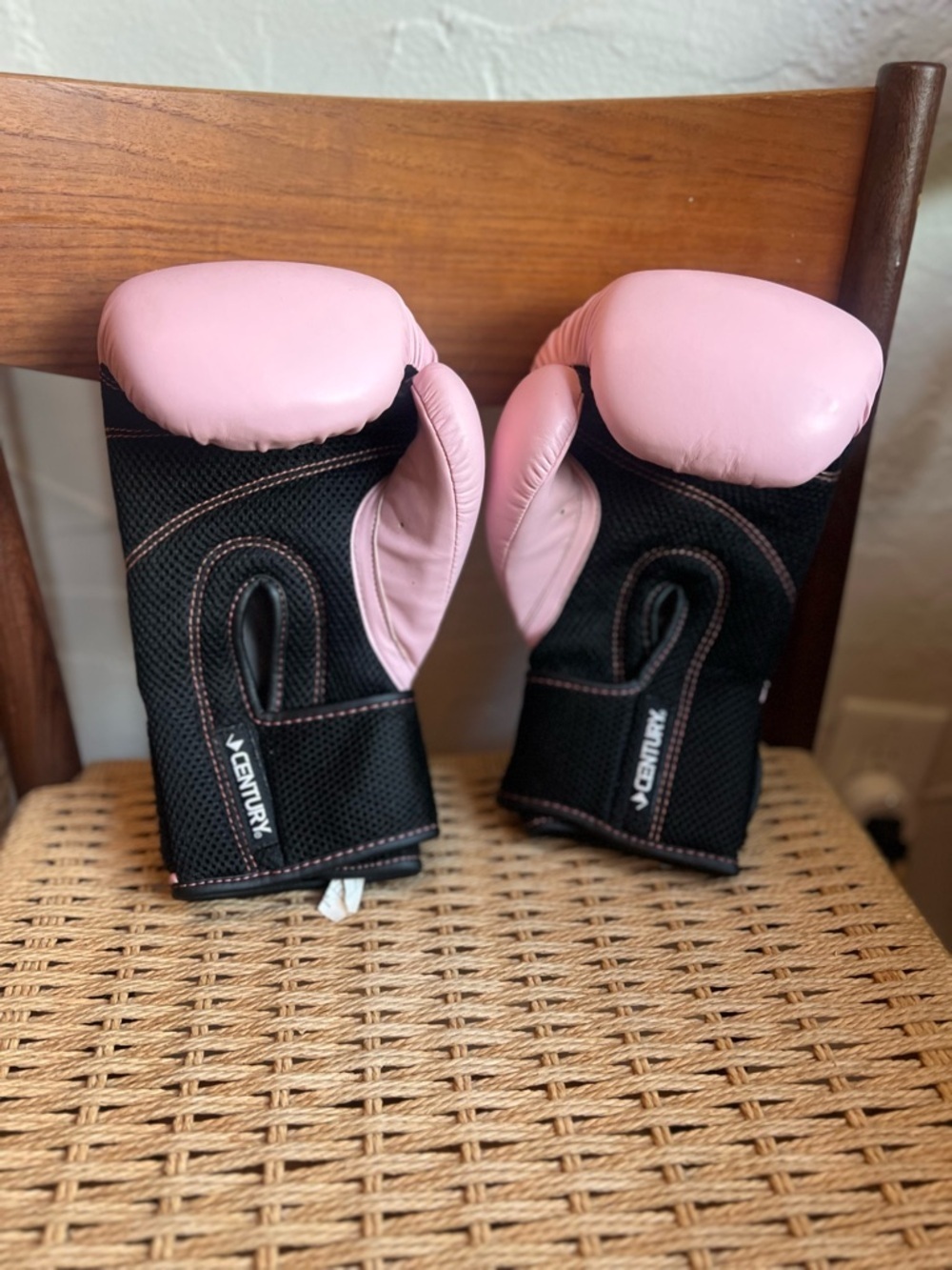 Century Boxing Gloves Pink Black Training Sparring Gloves Kickboxing Fitness